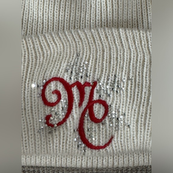 Mariah Carey Official Merry Christmas One & All Tour Beanie NWOT - Picture 3 of 4